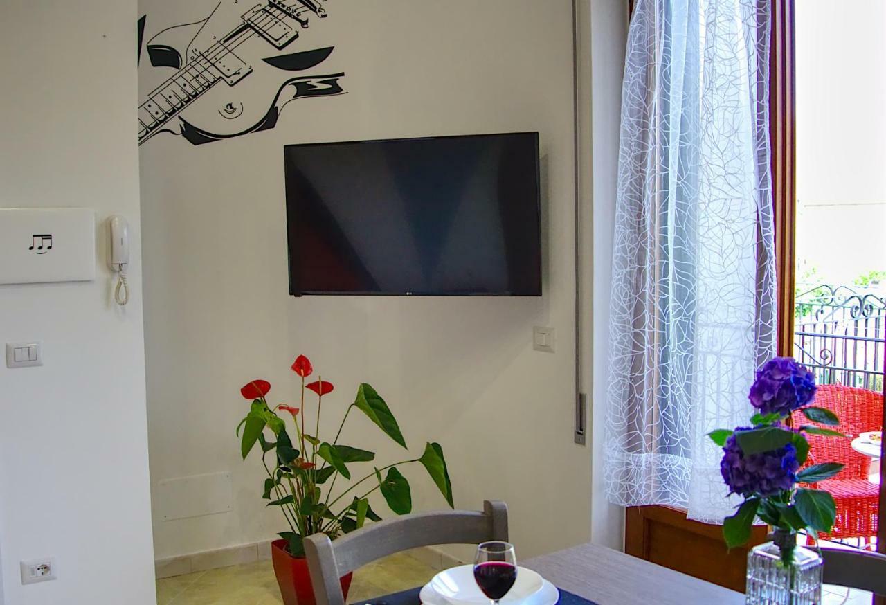 Jazz & Blues Apartments Near " Sentiero Degli Dei " 阿杰罗拉 外观 照片
